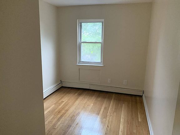 5th image of 4165 Grace Ave #2