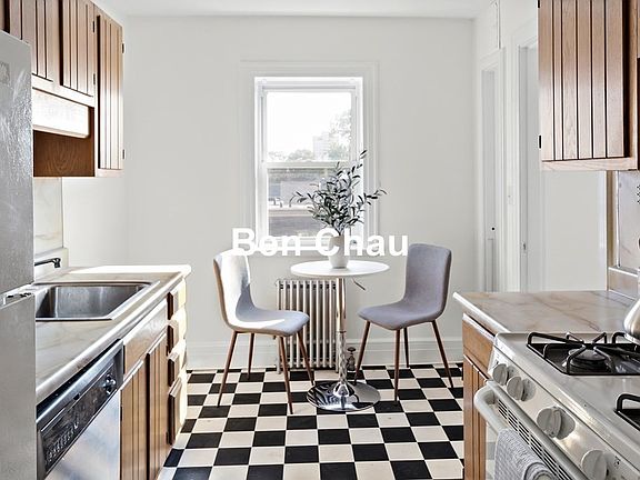 4th image of 36 Highland Ave APT 54