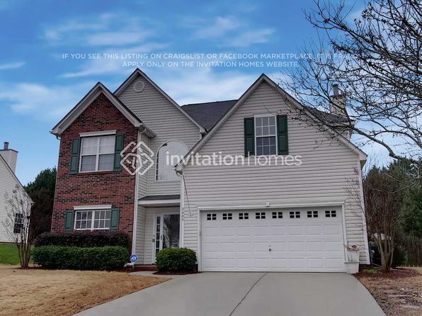 2005 White Cedar Ln