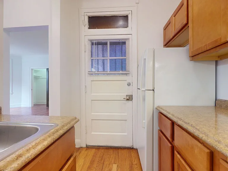 5415 S. Woodlawn Avenue — Photo 93