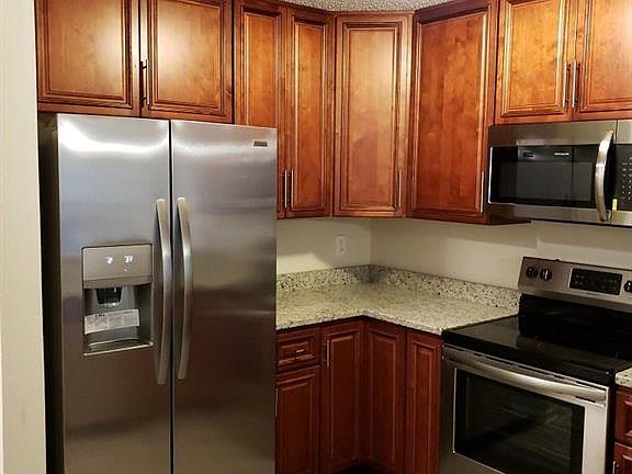 2nd image of 782 Windbrook Cir APT 106