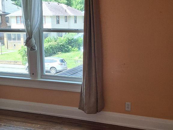 4th image of 3271 Central Ave