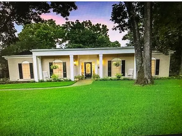 5911 Southern Hills Dr, Houston, TX 77069