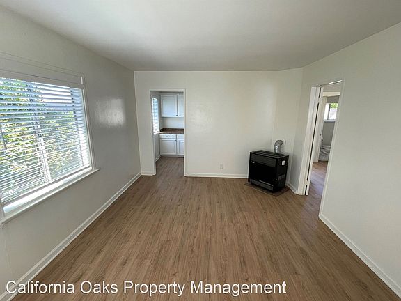 4th image of 125 Anacapa Dr