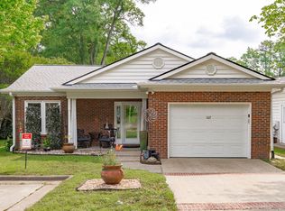 102 Fairgrove Way, Cary, NC 27511