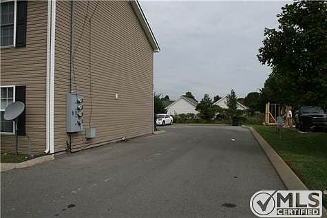 2nd image of 1359-1365 Benley St