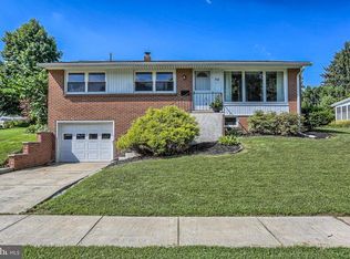 54 Burd Dr, Camp Hill, PA 17011