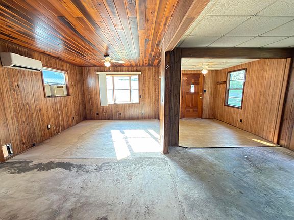2nd image of 22 Landing Ln