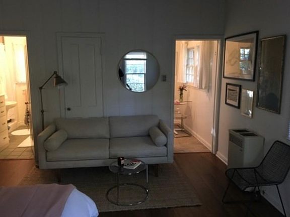 4th image of 835 Pacific St APT 1
