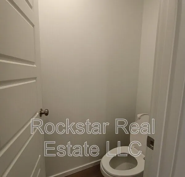 109 W Goldenrod Ave — Photo 20