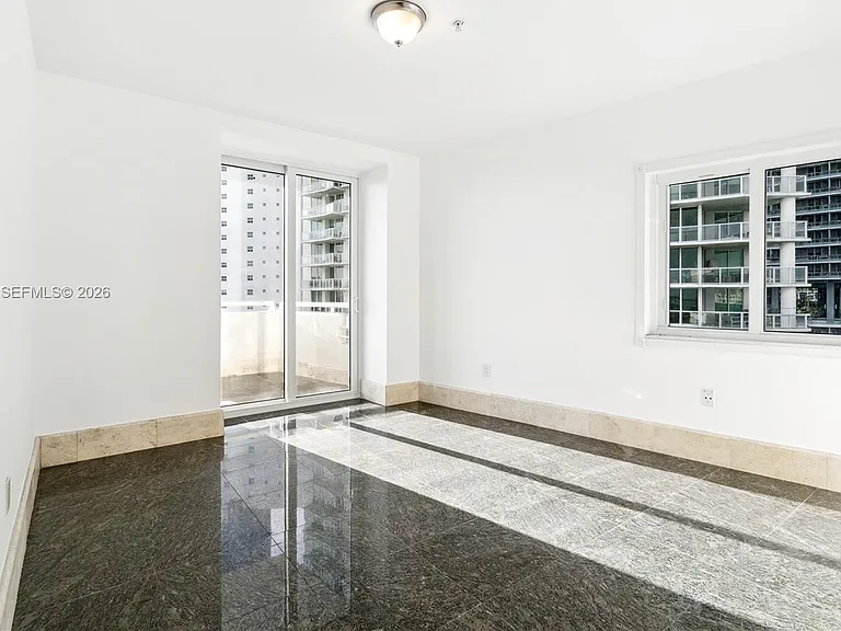 1402 Brickell Bay Dr #1601 — Photo 18