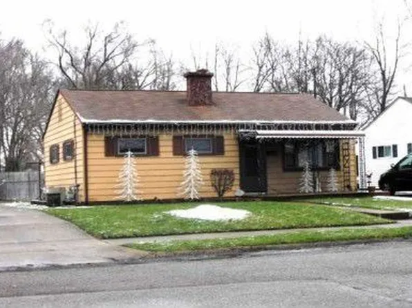 496 Stella Ave, Circleville, OH 43113