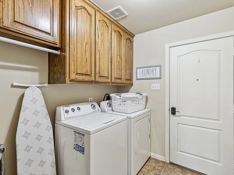 199 Cody Pl — Photo 21