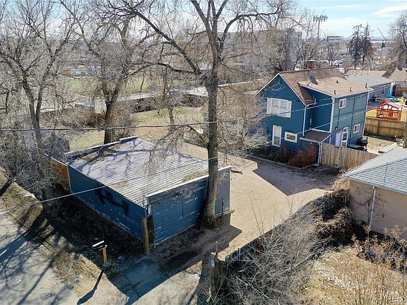 3rd image of 1583 Sheridan Blvd