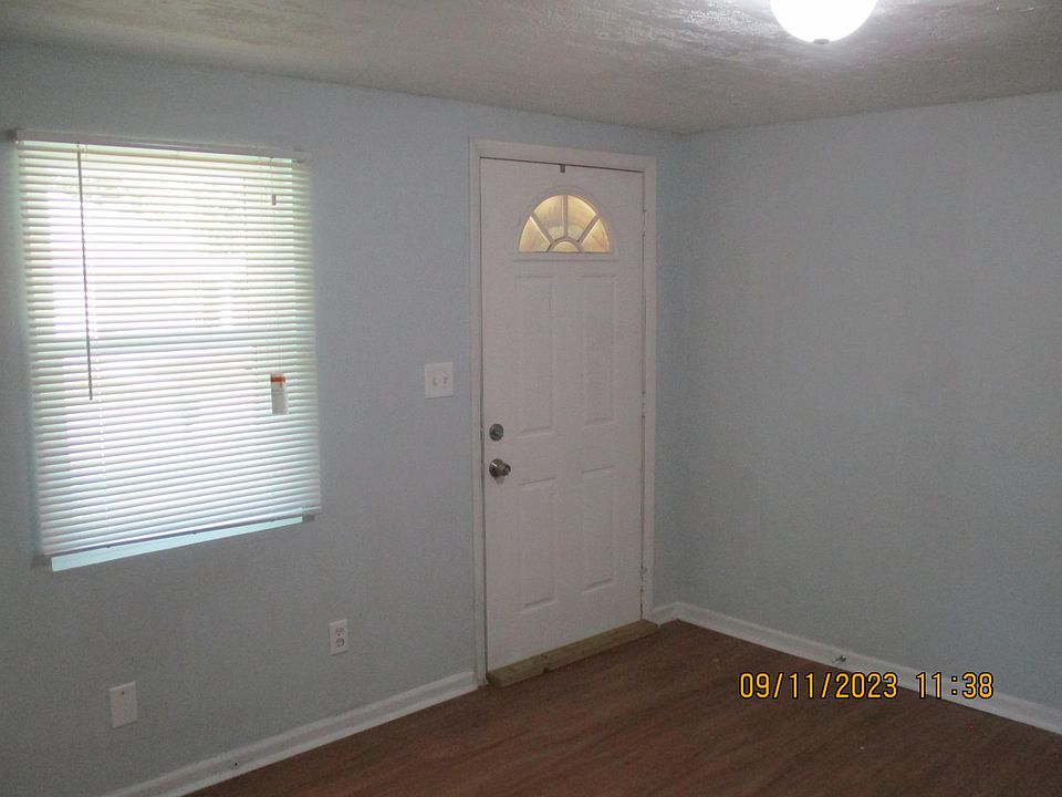 1st image of 1305 McMillan St