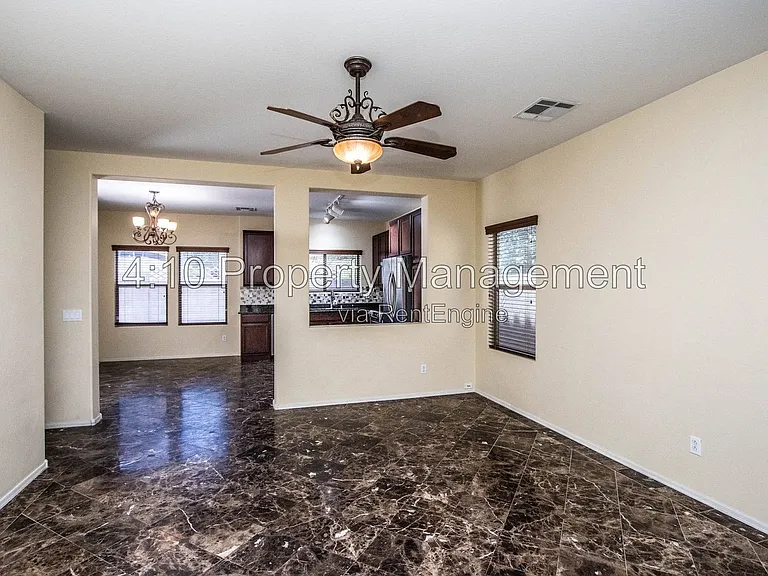 1161 E Boston St — Photo 12