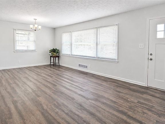 2nd image of 2191 Greystone Way