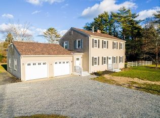357 Lucy Little Rd, Dartmouth, MA 02747