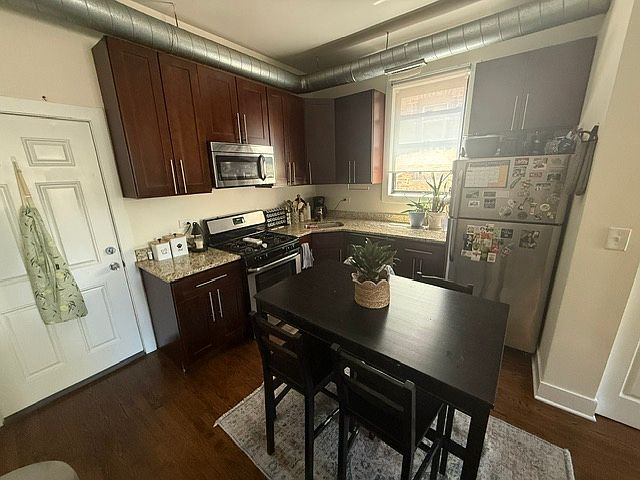 1st image of 919 N Damen Ave APT 2F