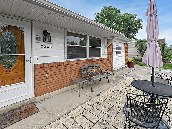 5th image of 2800 Lake Park Dr