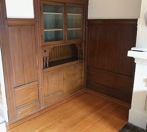 4th image of 28 Parsons St
