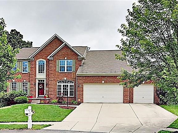 2nd image of 812 Tania Ct