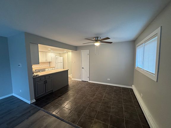 5th image of 11140 S Columbus Dr APT 2N