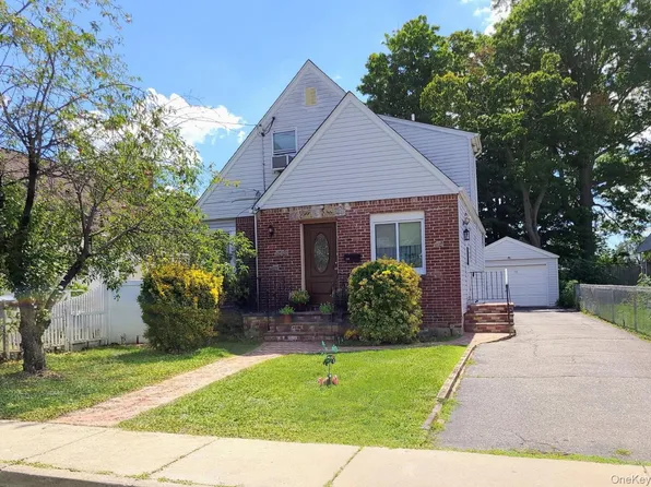 (undisclosed Address), Hempstead, NY 11550