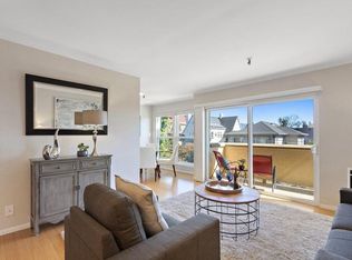 325 Lenox Ave APT 301, Oakland, CA 94610