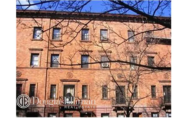 Rented by Douglas Elliman | media 14