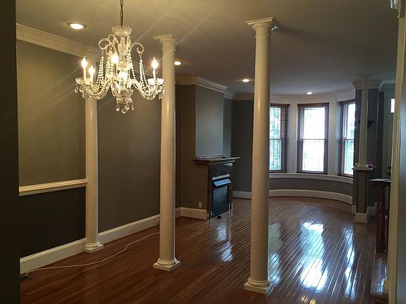 Main level living room