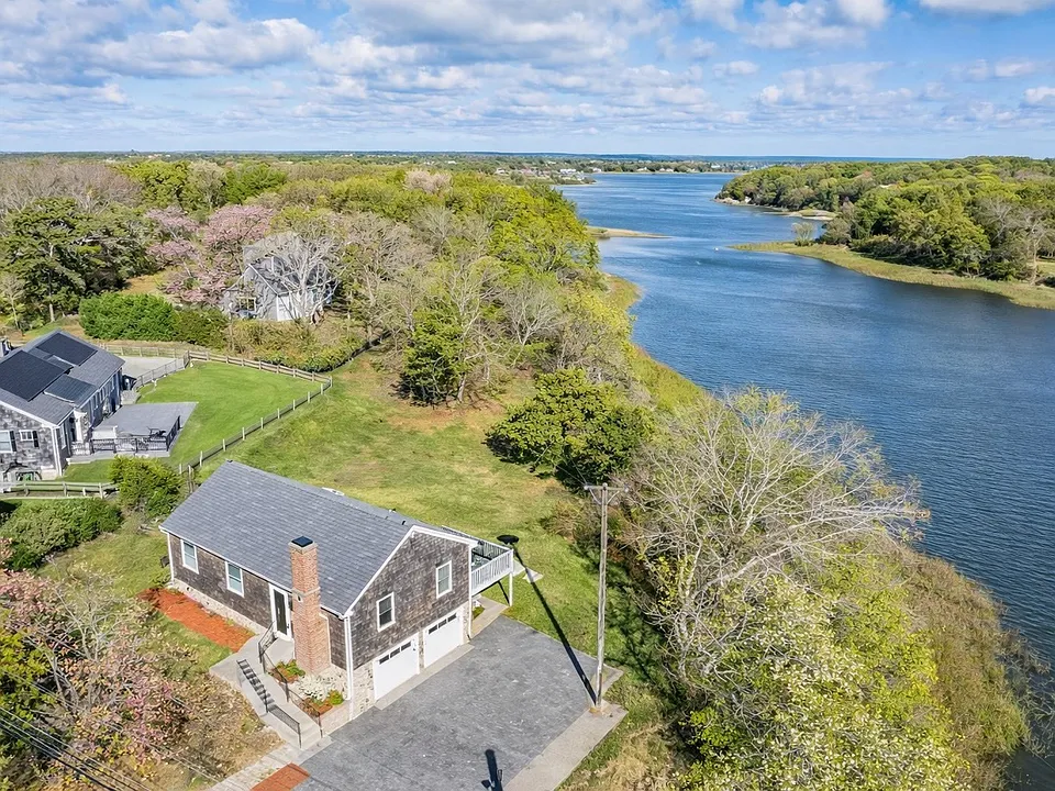 552 Orleans Rd