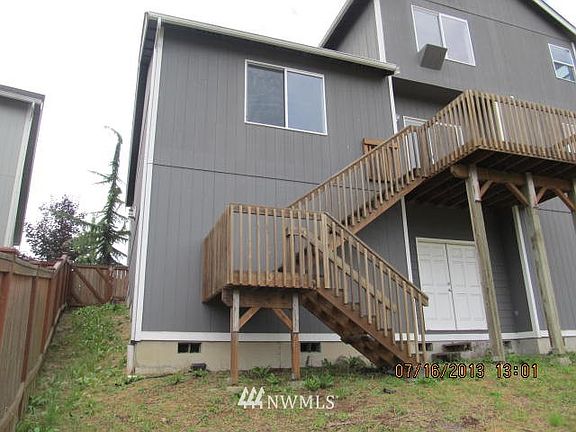 3rd image of 8008 211th Avenue E