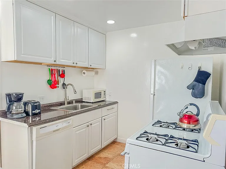 33922 Malaga Dr — Photo 12