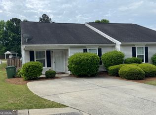 1710 Summerwoods Ln, Griffin, GA 30224