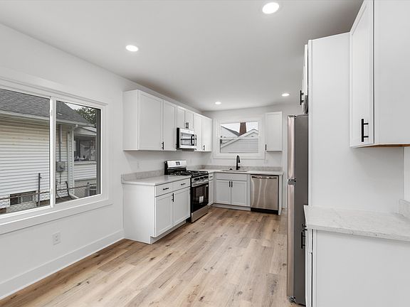 2nd image of 57 W End Ave