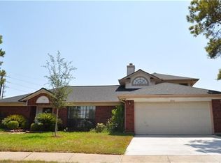 2202 Biscayne Ct, Sugar Land, TX 77478