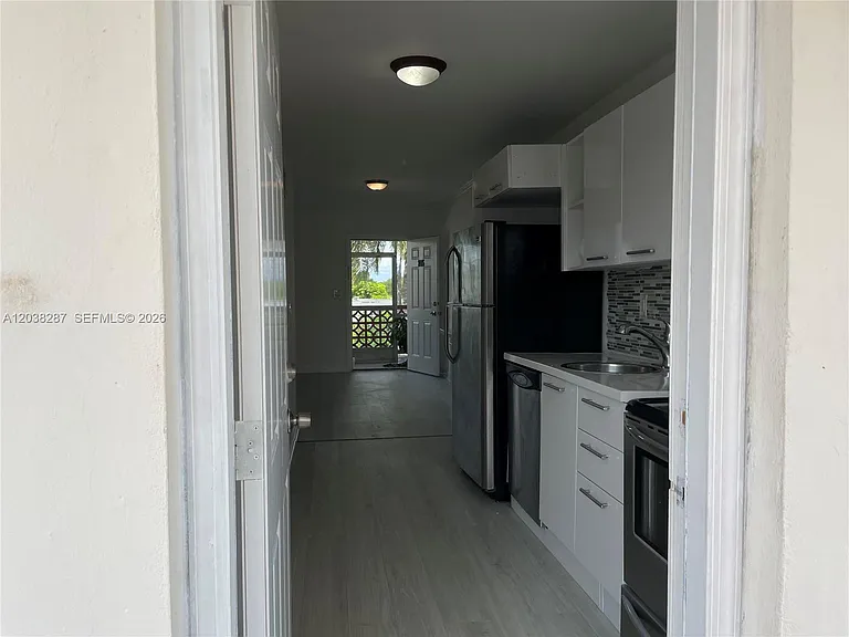 1450 NE 170th St #305 — Photo 23