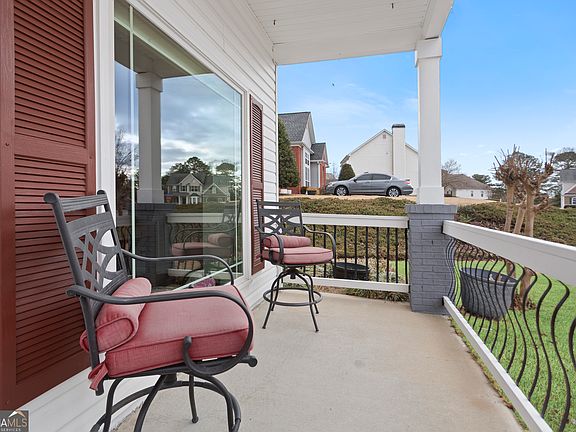 4th image of 2156 Raccoon Ct