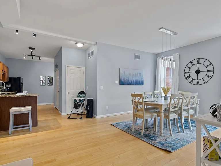 3963 Botanical Ave — Photo 8