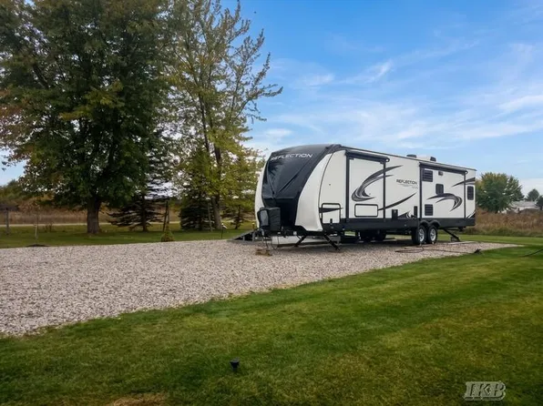 1324 Fairfield Way, Gladwin, MI 48624
