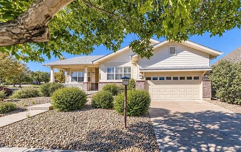 2 bed, 2.5 bath, 2434 sqft, $3,000 — Photo 1