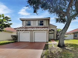 16554 NW 10th St, Pembroke Pines, FL 33028