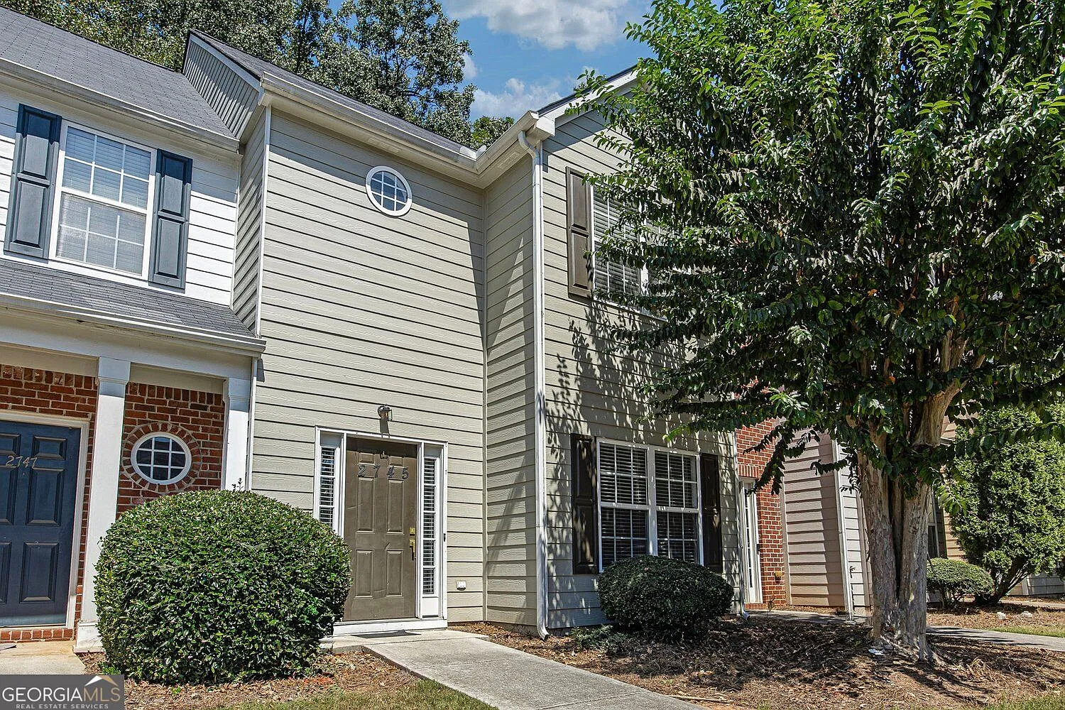 4 bed, 2.5 bath, 1528 sqft, $2,150 — Photo 2