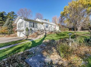 3814 McMenemy St, Vadnais Heights, MN 55127
