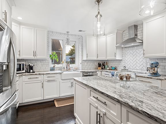 4th image of 1108 Michigan Ct