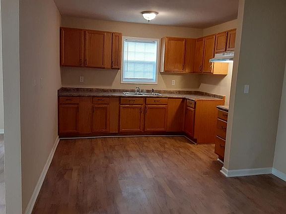 5th image of 521 Quail Ct