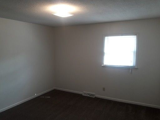 2nd image of 402 N Myrtle School Rd APT 2