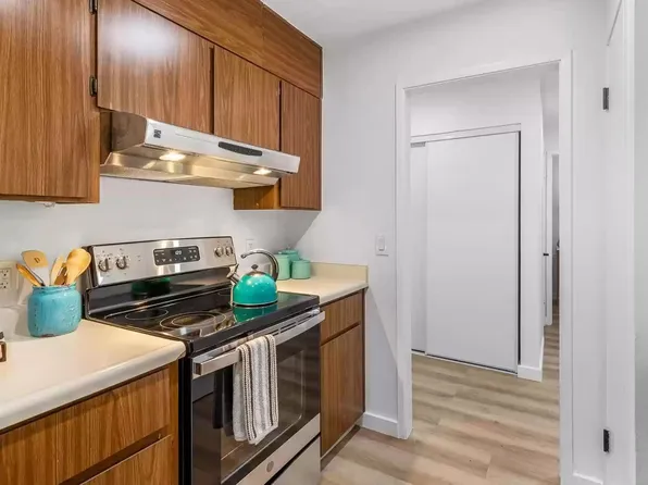 2011 Market Ave APT 333, San Pablo, CA 94806