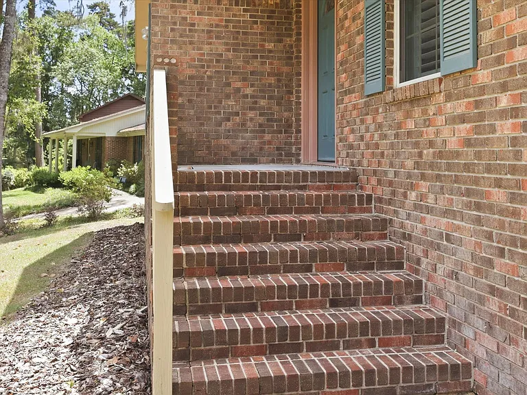 3456 Mahoney Dr — Photo 43